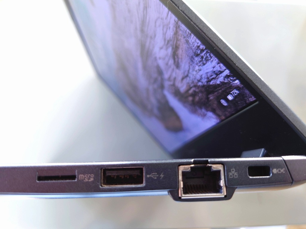 【側面ポート類】dynabook G83/HS